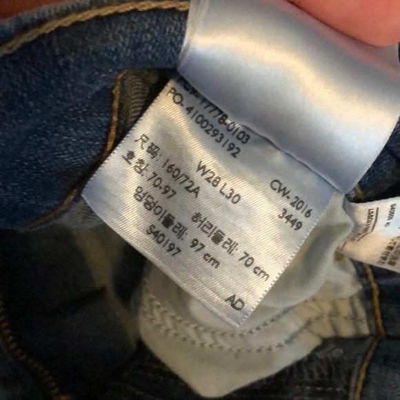 Levi’s blue jeans with holes in knees - Picture 3 of 3